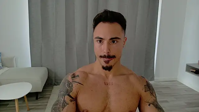 Snapshot of Master_Lukas chatting on May 2026 11:48:01 AM Master Lukas online show from May 2026 11:48:01 AM
