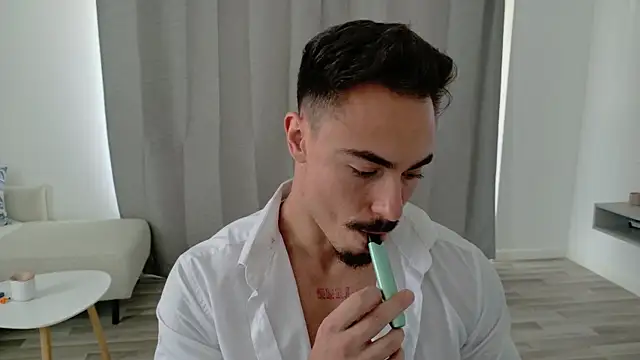 Snapshot of Master_Lukas chatting on May 2026 12:10:01 PM Master Lukas online show from May 2026 12:10:01 PM