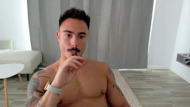 Snapshot of Master_Lukas chatting on May 2026 01:28:01 PM Master Lukas online show from May 2026 01:28:01 PM