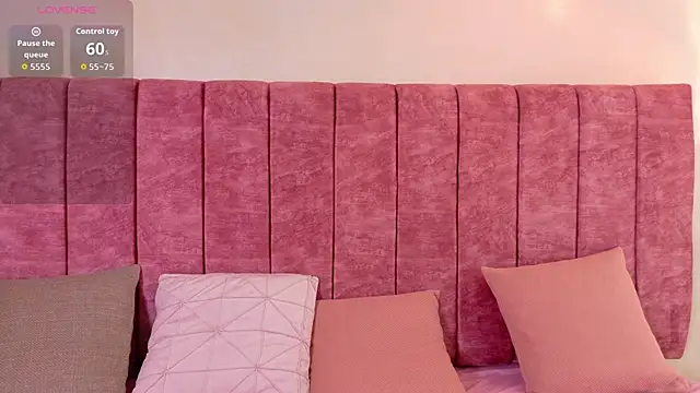 Mayleeth online show from March 2026 11:32:01 AM