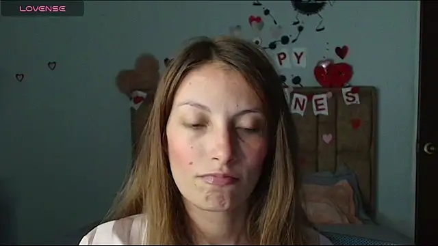 Sweet moon v  online show from February 2026 11:22:01 PM