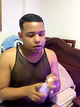 BoyAlexx16 online show from January 2026 12:57:02 AM