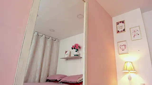 VictoriaGarret online show from February 2026 12:19:01 PM