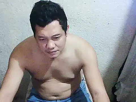 UrAsianGuy90 online show from February 2026 01:06:01 PM