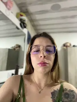 NatalyPinky online show from May 2026 12:07:01 AM