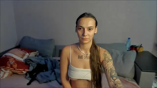 AnnaMized online show from January 2026 01:38:01 PM