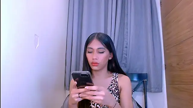 bigmeatcock luna online show from January 2026 02:27:01 AM