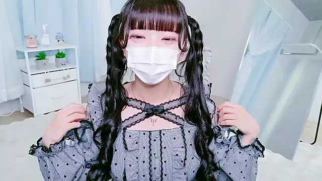 Snapshot of Nonn_chan chatting on March 2026 04:03:01 AM Nonn chan online show from March 2026 04:03:01 AM