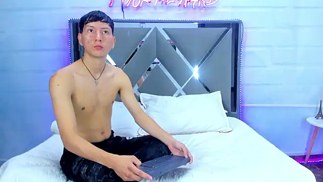 BunnyLove  online show from March 2026 12:17:01 AM