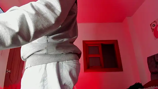 Snapshot of Liamsubtle01 chatting on February 2026 11:13:01 AM Liamsubtle01 online show from February 2026 11:13:01 AM