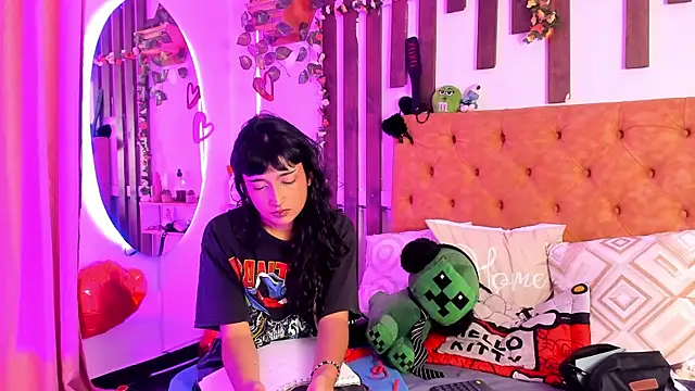 MeowMota  online show from March 2026 07:08:02 PM