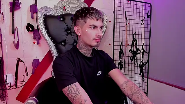 Valentino-777 online show from January 2026 07:16:01 PM