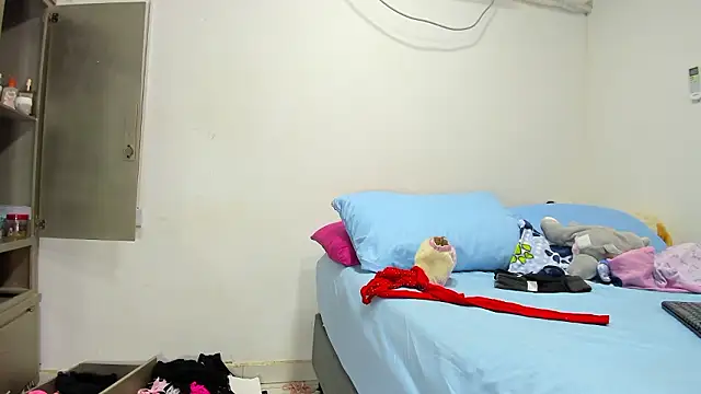 vennuss19 online show from March 2026 08:34:01 PM