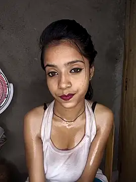 Snapshot of bong-couple chatting on January 2026 06:10:02 PM bong-couple online show from January 2026 06:10:02 PM