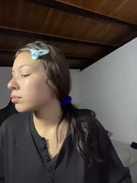 Kitty20205 online show from April 2026 01:22:02 AM