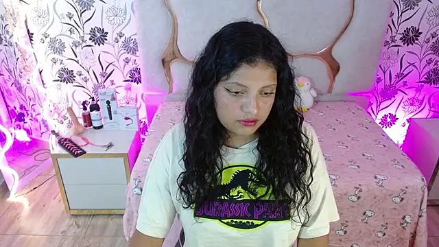 TATTI TAY online show from February 2026 07:09:01 PM