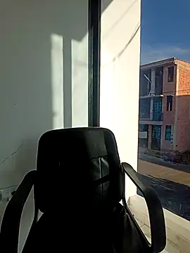 Snapshot of Alejandra_N chatting on February 2026 12:10:01 PM Alejandra N online show from February 2026 12:10:01 PM