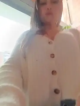 Alejandra N online show from April 2026 03:01:02 PM