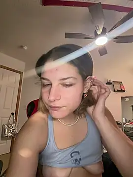 SassynNatty online show from January 2026 08:12:01 PM