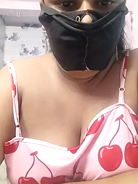 pinkisaha75 online show from July 2026 11:48:01 PM