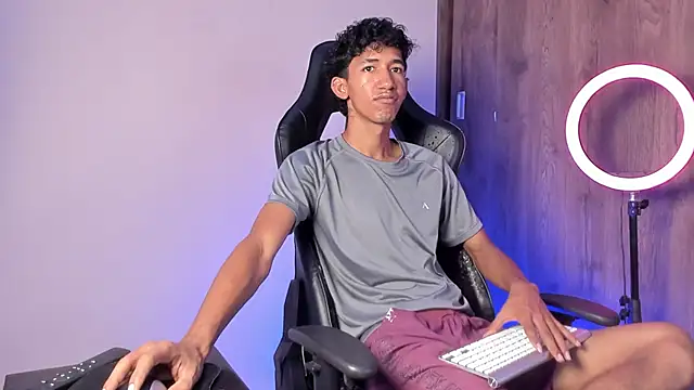 neitan miller  online show from February 2026 08:25:01 PM