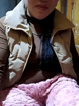 Nelina- online show from January 2026 01:14:01 PM