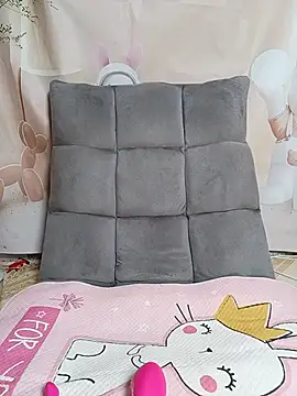 MiaBaba online show from May 2026 08:06:01 PM