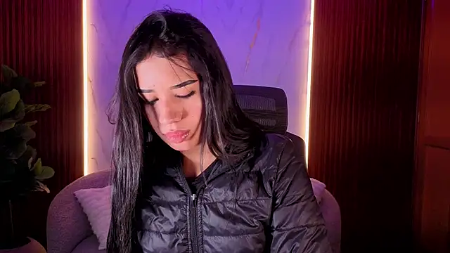 zoevg online show from April 2026 12:10:01 PM