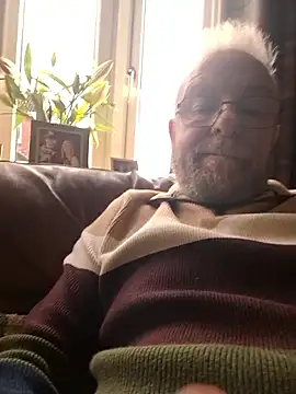 justenjoyingurcompany online show from January 2026 12:53:01 PM