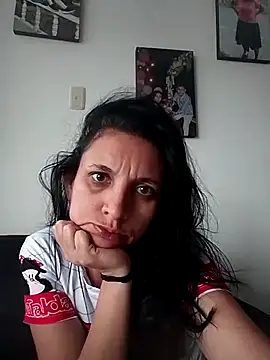 Snapshot of mariana_santacoloma chatting on June 2026 12:13:02 PM mariana santacoloma online show from June 2026 12:13:02 PM