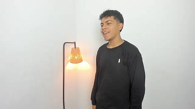 Skinnyfucked online show from March 2026 12:15:01 AM