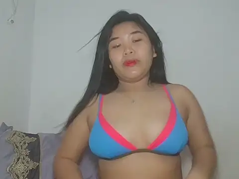 Zyeiii online show from February 2026 05:47:02 PM