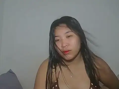 Zyeiii online show from March 2026 09:48:01 AM