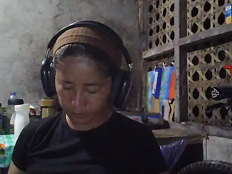 lovelyxxx88 online show from February 2026 01:14:01 PM