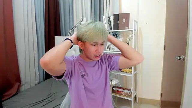 davincihugecock online show from April 2026 04:56:02 PM