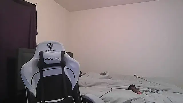 maxryderr online show from April 2026 02:35:01 AM