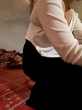 Snapshot of hoahong2 chatting on March 2026 06:52:01 AM hoahong2 online show from March 2026 06:52:01 AM