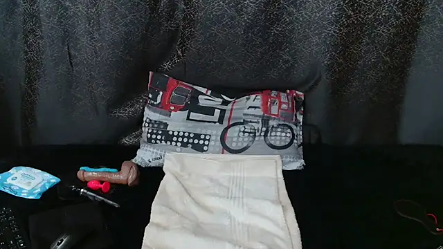 Amanda April online show from March 2026 05:12:02 PM