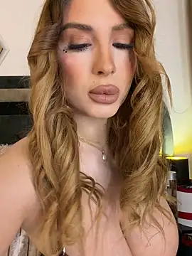 LucyBridgette online show from March 2026 05:35:01 AM