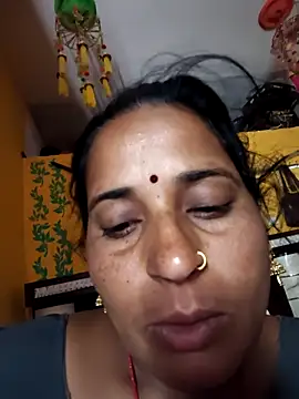 Snapshot of Reena_lodha chatting on February 2026 09:55:01 PM Reena lodha online show from February 2026 09:55:01 PM