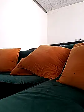 Winterslender online show from April 2026 07:31:01 AM