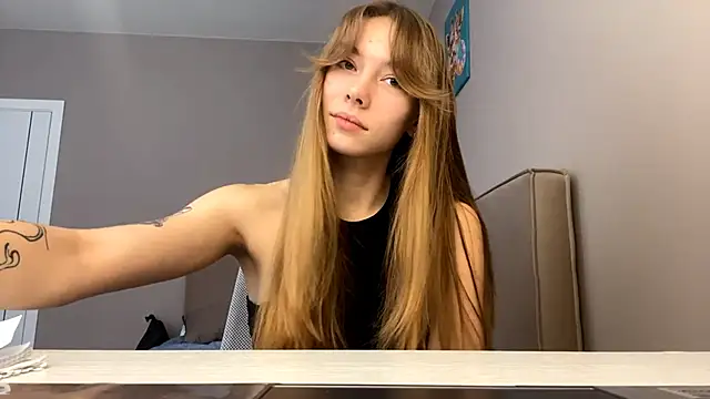 Snapshot of LindyUnderkoffler chatting on February 2026 12:10:02 PM LindyUnderkoffler online show from February 2026 12:10:02 PM