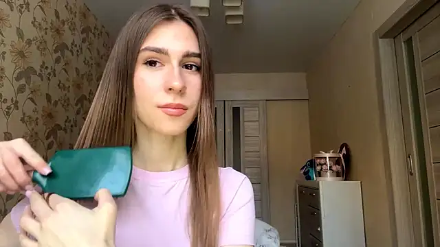 ElsieKuhlmann online show from January 2026 08:18:01 AM