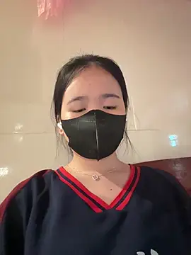 Gwen879 online show from March 2026 08:37:02 AM