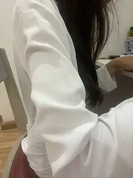 Linhtruong   online show from March 2026 02:30:01 PM