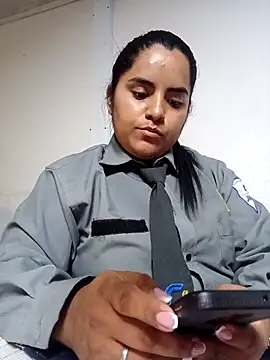 Snapshot of Isabel_3 chatting on February 2026 01:12:01 AM Isabel 3 online show from February 2026 01:12:01 AM