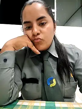 Isabel 3 online show from May 2026 01:01:01 AM