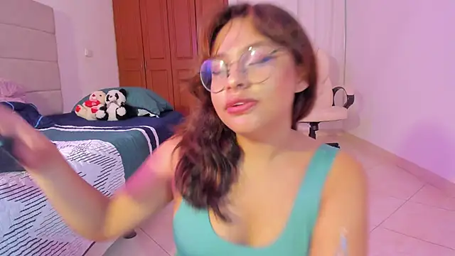 Snapshot of rosse_taylorx1 chatting on February 2026 06:52:01 PM rosse taylorx1 online show from February 2026 06:52:01 PM