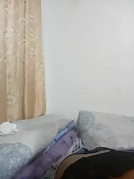 Snapshot of CreamyCupCake_96 chatting on July 2026 05:10:02 AM CreamyCupCake 96 online show from July 2026 05:10:02 AM
