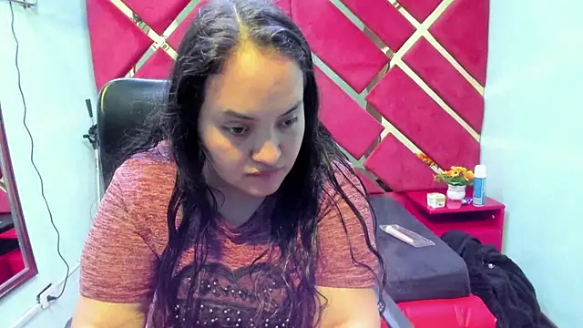 MiaRouss69 online show from February 2026 04:50:02 AM